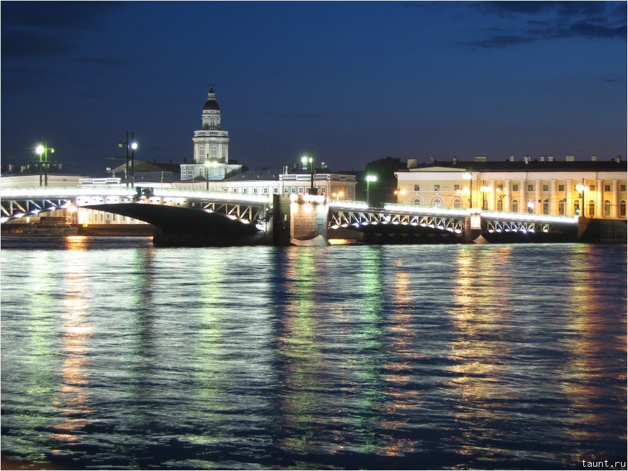 Дворцовый - Дворцовый мост ночью