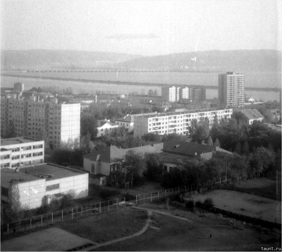 Тольятти 1989-1992 - Волга вдалеке